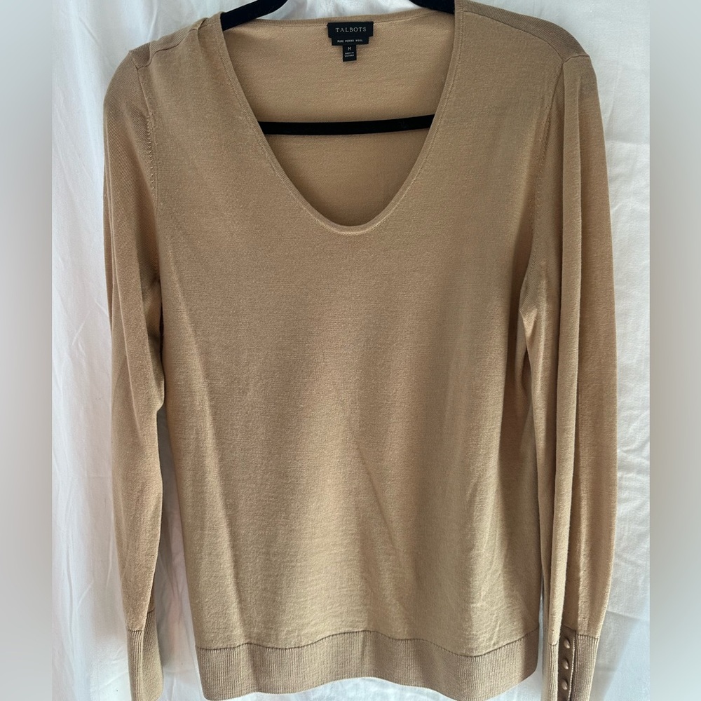 Talbots 100% Merino Wool V-Neck Sweater – Camel/Tan – Size Medium - Picture 5 of 5